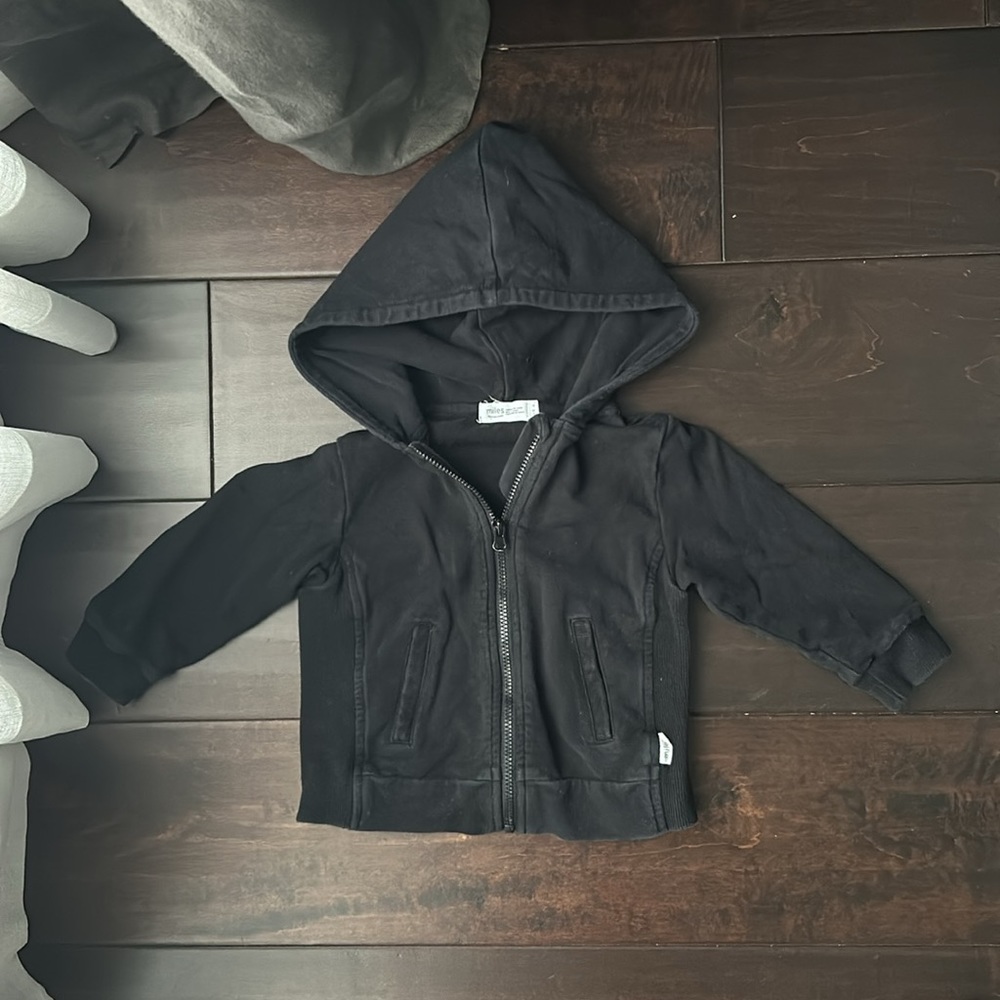 Miles Baby Black Hooded Sweater Hoodie 12mo